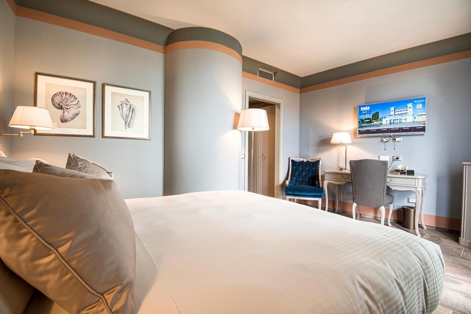 Castello Bonaria Wine & Spa Resort Кампилья-Мариттима Экстерьер фото
